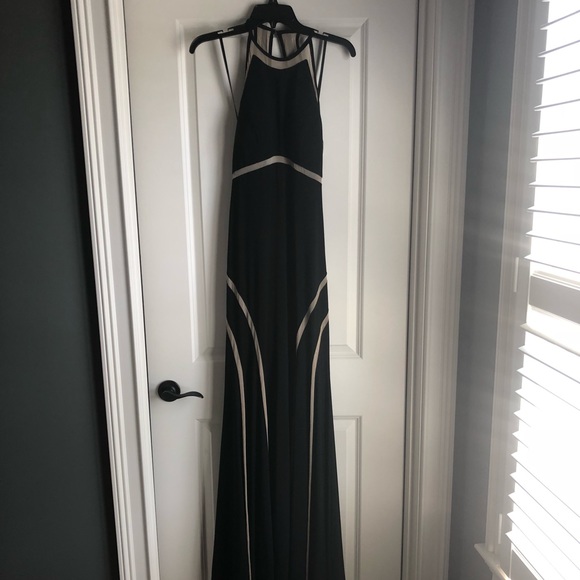 Stunning Xscape Black Long Dress w/neutral design - Picture 3 of 8